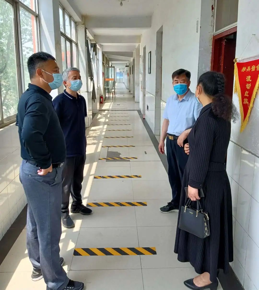 pexels-pixabay-267045.jpg 图片